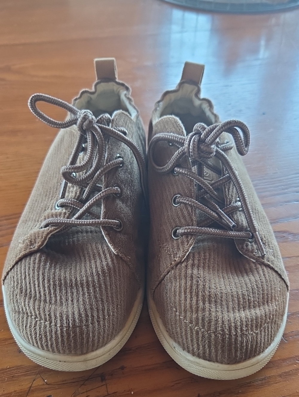Spenco Womens Corduroy Sneakers 7.5